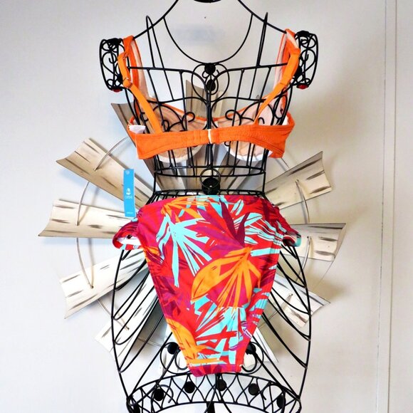 NWT‎ Cupshe Tropical Print 2 Pcs Bikini Swimsuit Size Medium - Picture 4 of 8